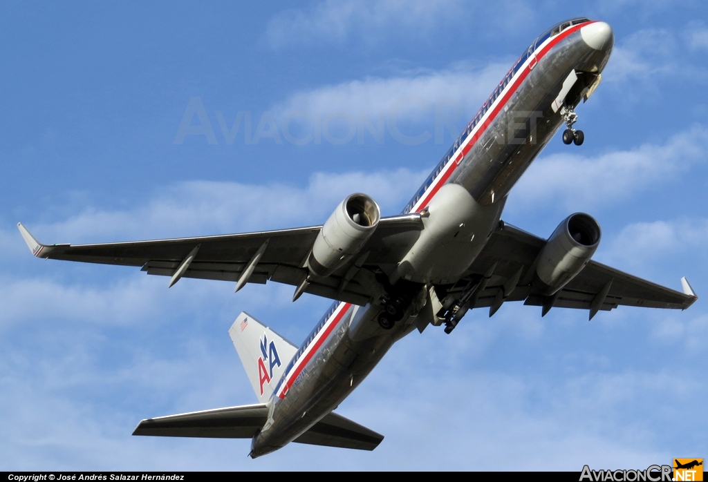 N607AM - Boeing 757-223 - American Airlines