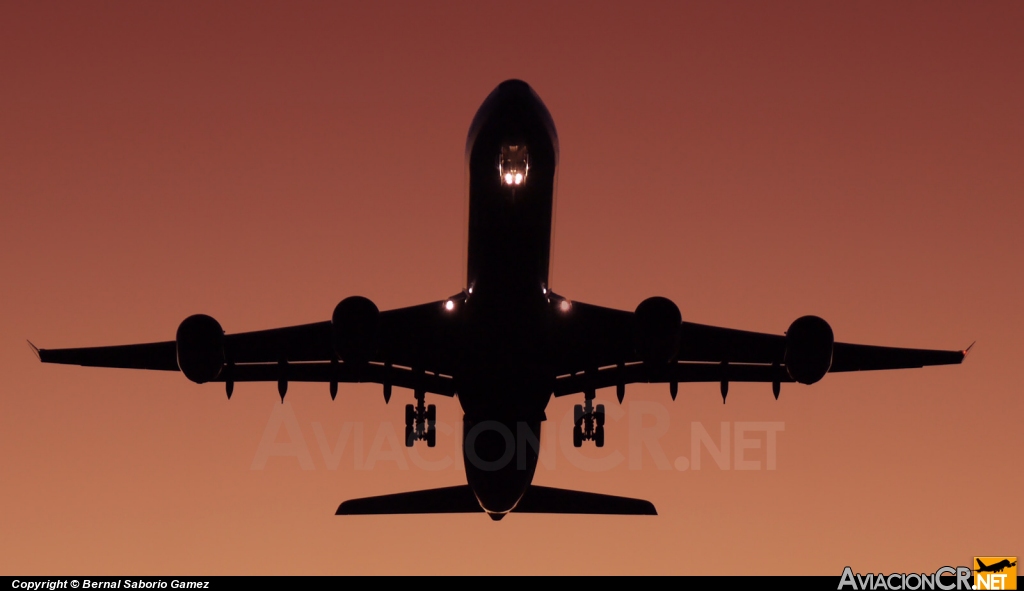 EC-IOB - Airbus A340-642 - Iberia