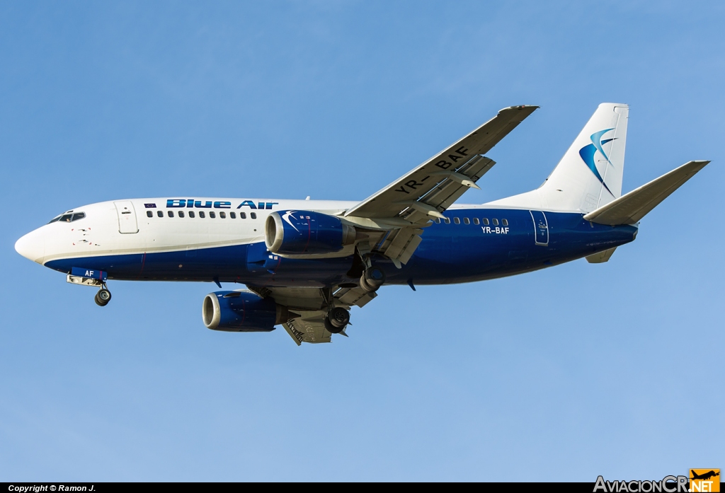 YR-BAF - Boeing 737-322 - Blue Air