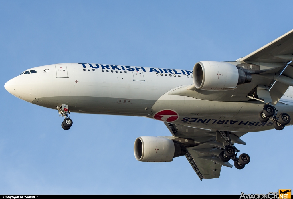 TC-JIP - Airbus A330-223 - Turkish Airlines
