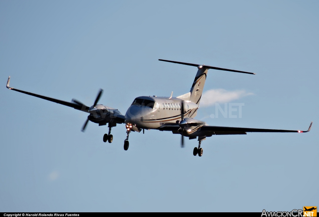 HP-1588 - Beechcraft Super King Air 350 - Privado