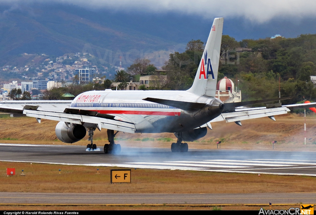 N199AN - Boeing 757-223 - American Airlines