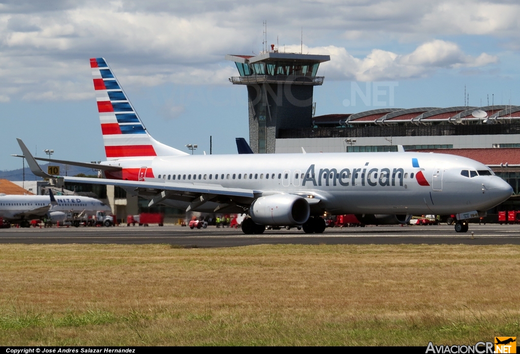 N924NN - Boeing 737-823 - American Airlines