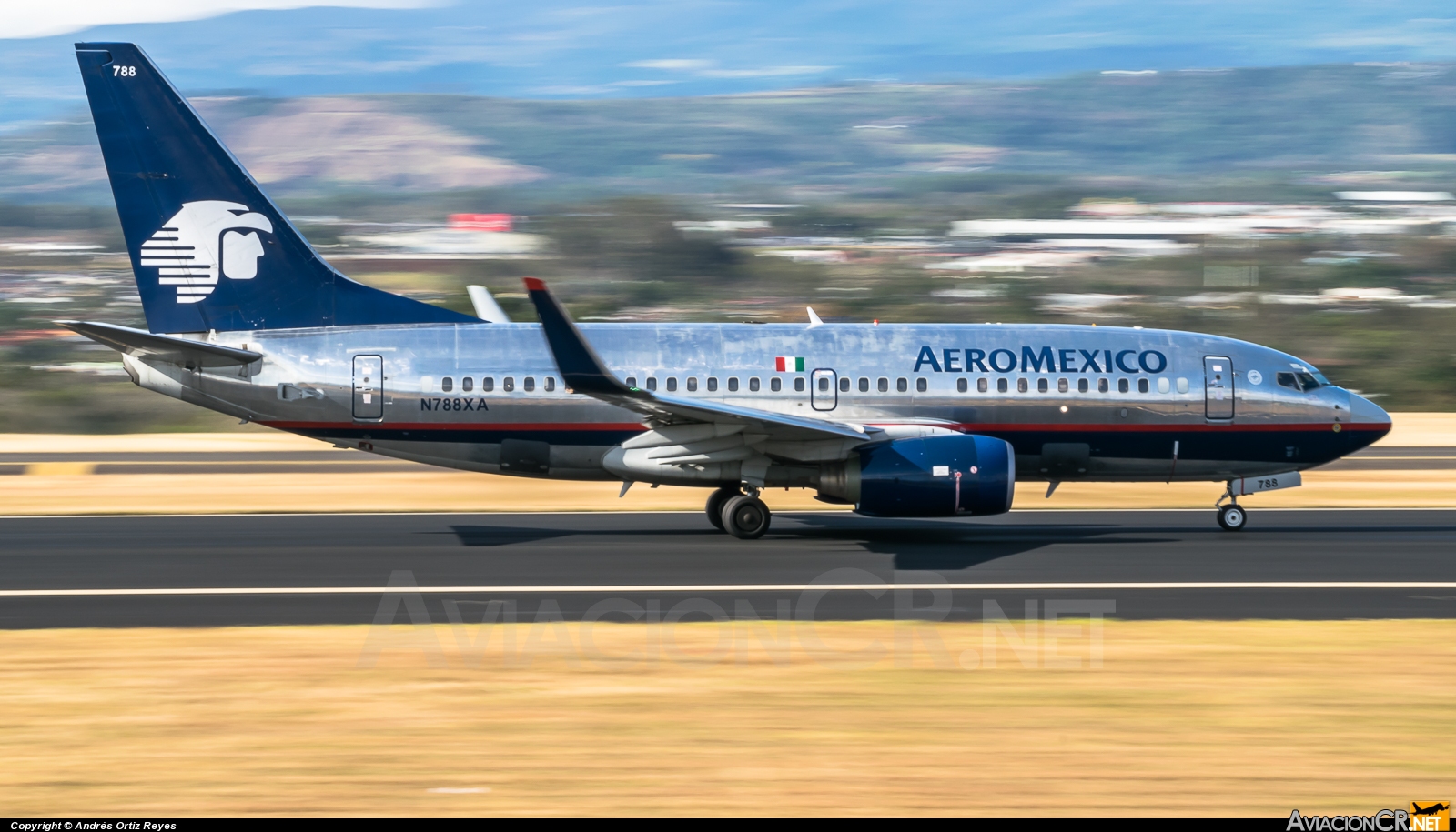N788XA - Boeing 737-752 - Aeromexico