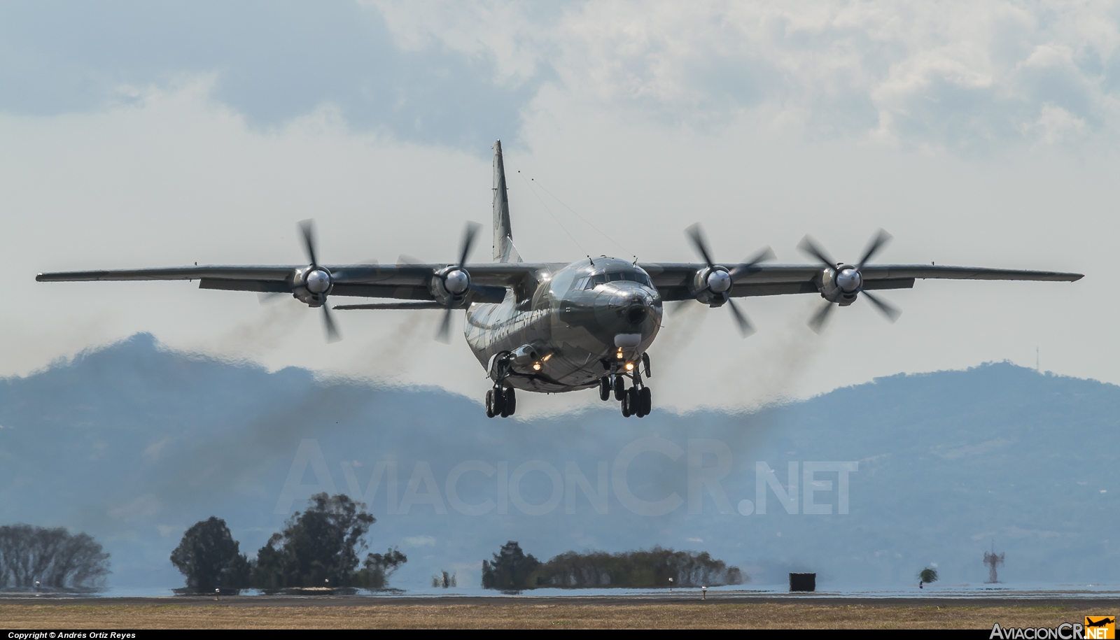0102 - Shaanxi Y-8F-200W - Fuerza Aérea Venezolana