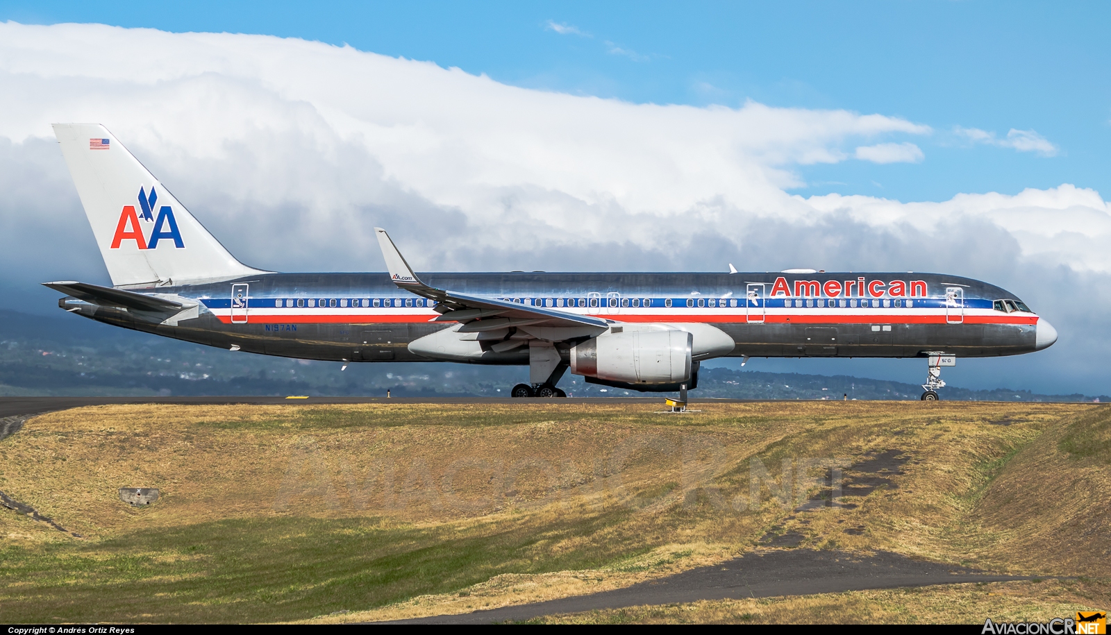 N197AN - Boeing 757-223 - American Airlines