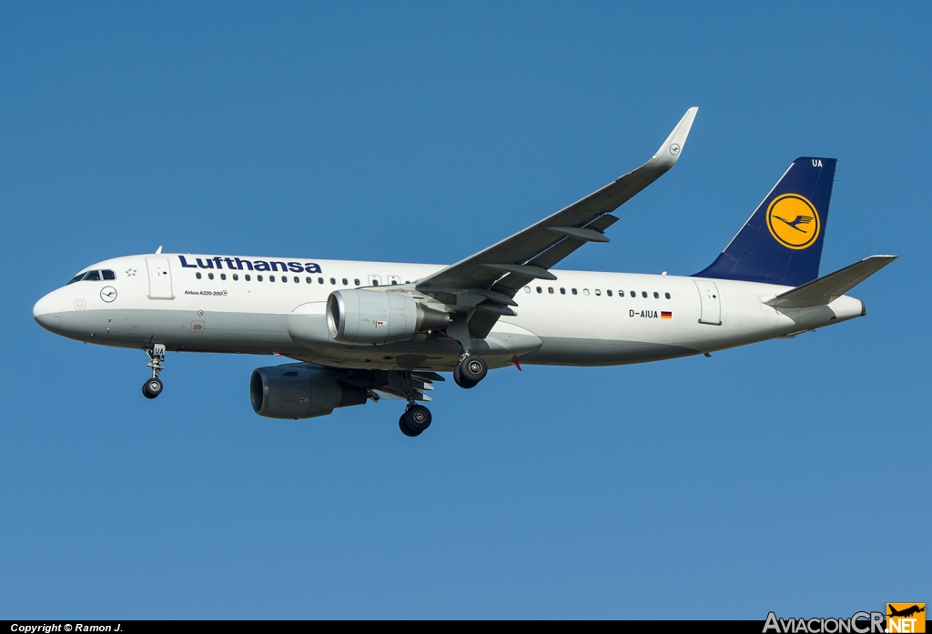 D-AIUA - Airbus A320-214 - Lufthansa