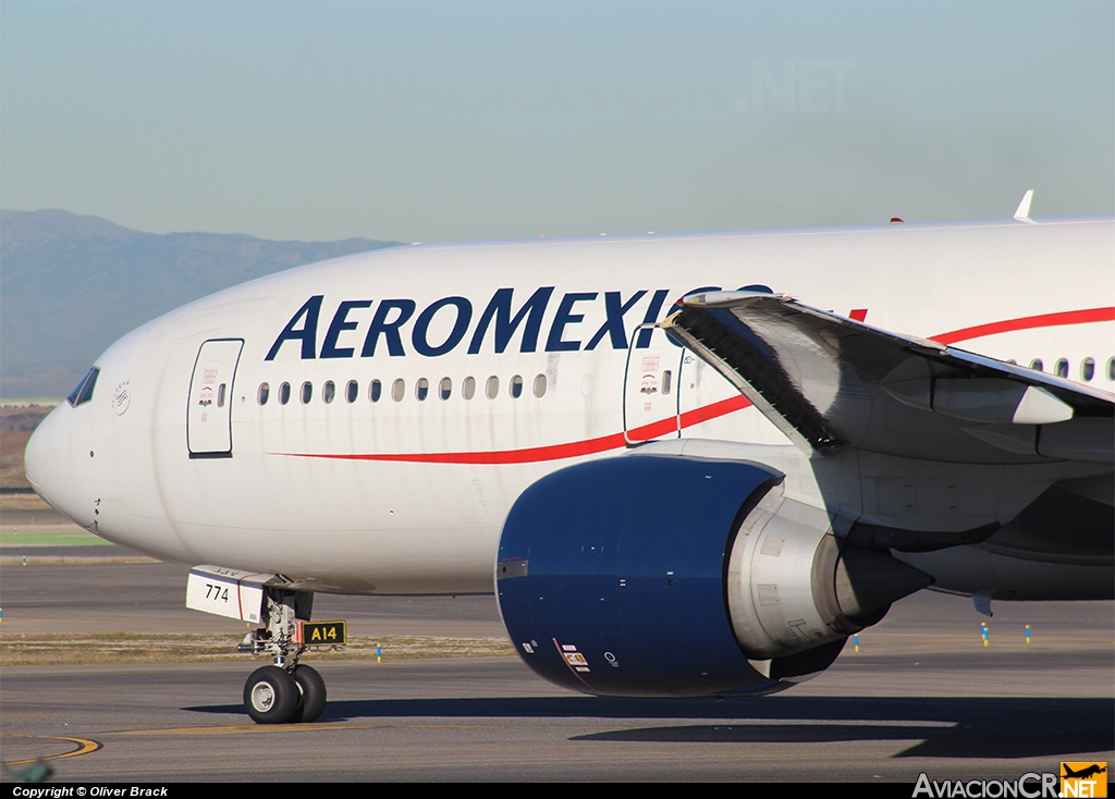 N774AM - Boeing 777-2Q8ER - Aeromexico