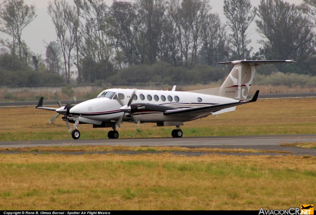 XA-USE - Beechcraft Super King Air 350 - Privado