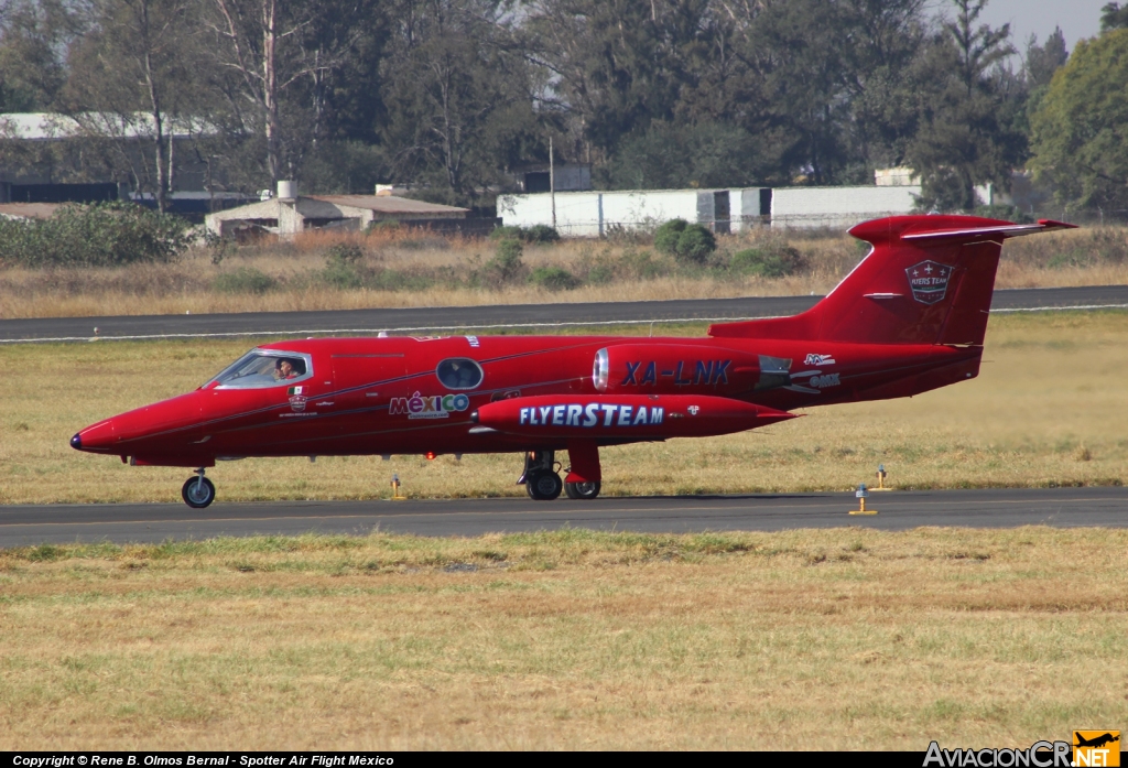 XA-LNK - Gates Learjet 24 - Privado