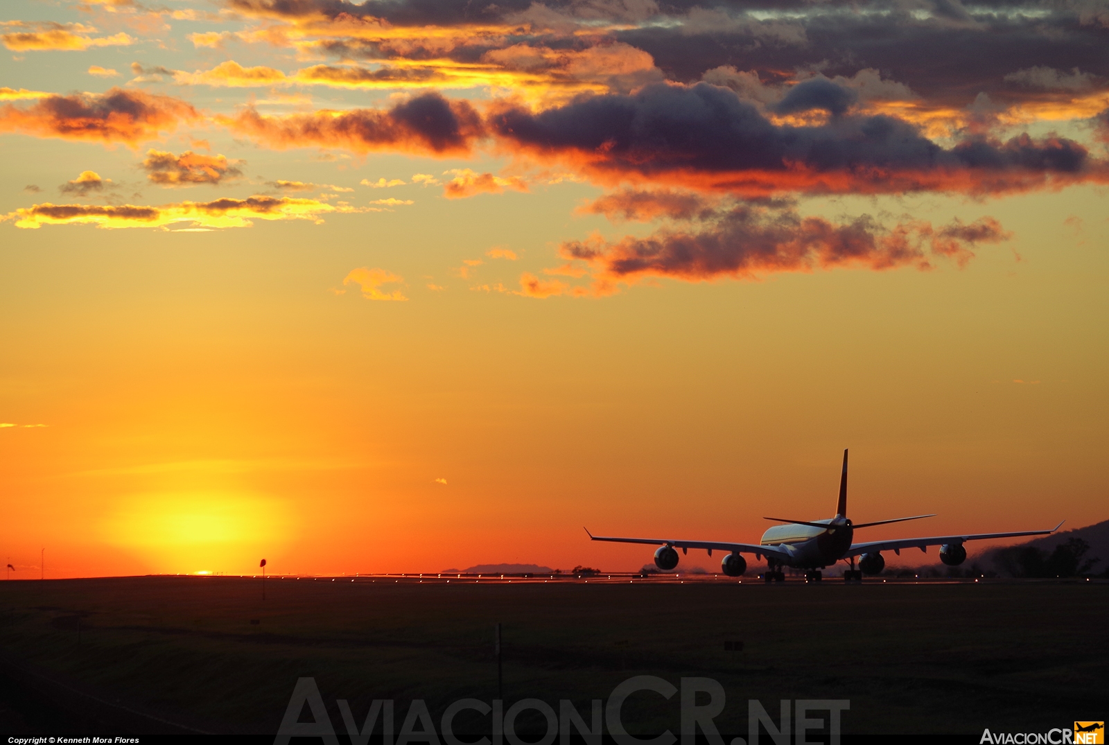 EC-LFS - Airbus A340-642 - Iberia