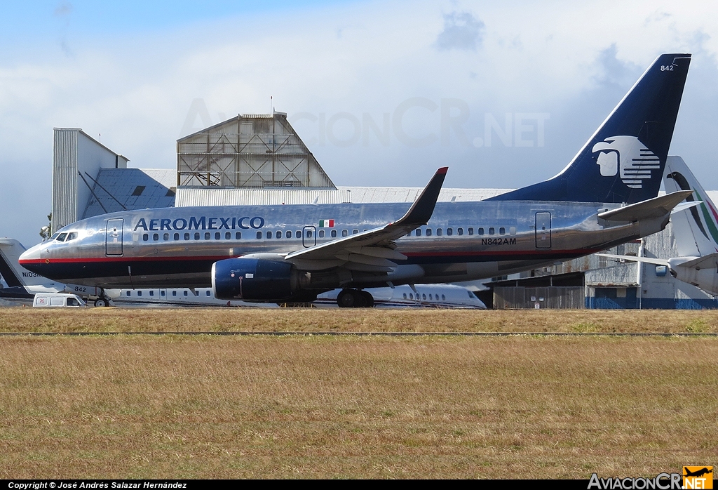 N842AM - Boeing 737-752 - Aeromexico