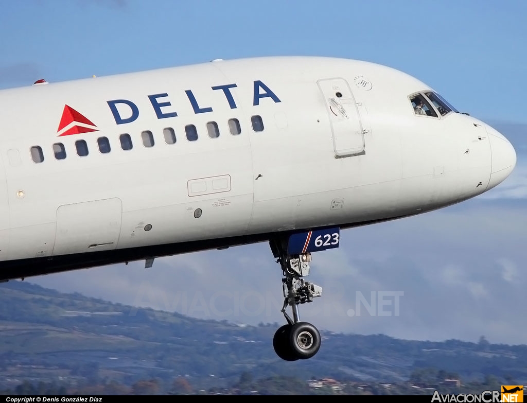 N623DL - Boeing 757-200 - Delta Airlines