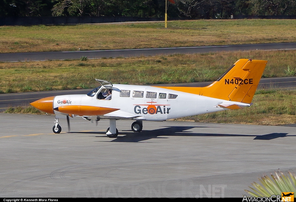 N402CE - Cessna 402B - GeoAir