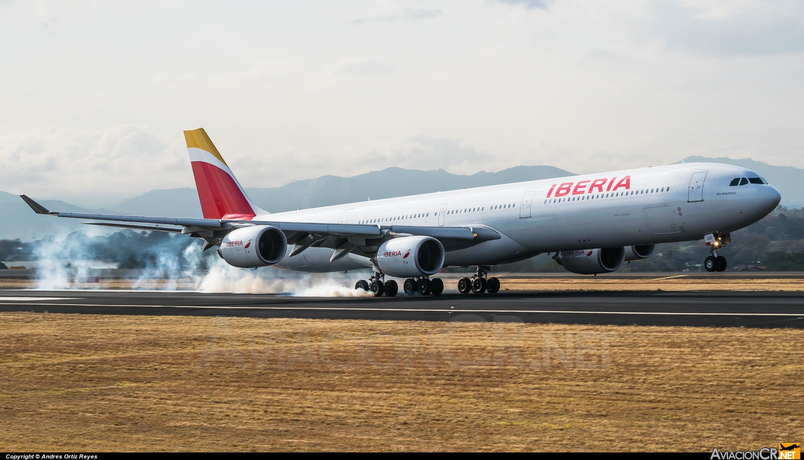 EC-LEU - Airbus A340-642X - Iberia