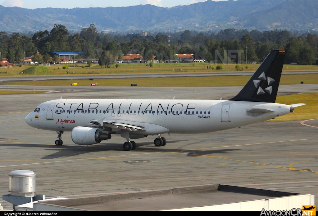 N454AV - Airbus A320-214 - Avianca Colombia
