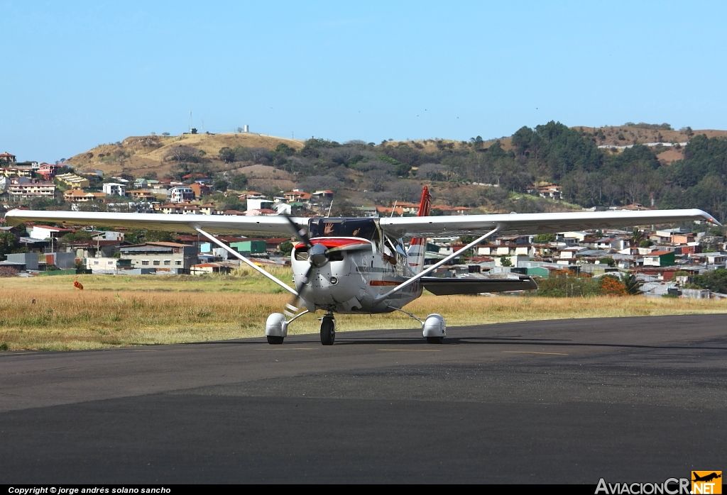 TI-AGM - Cessna U206F Stationair II - Aerobell