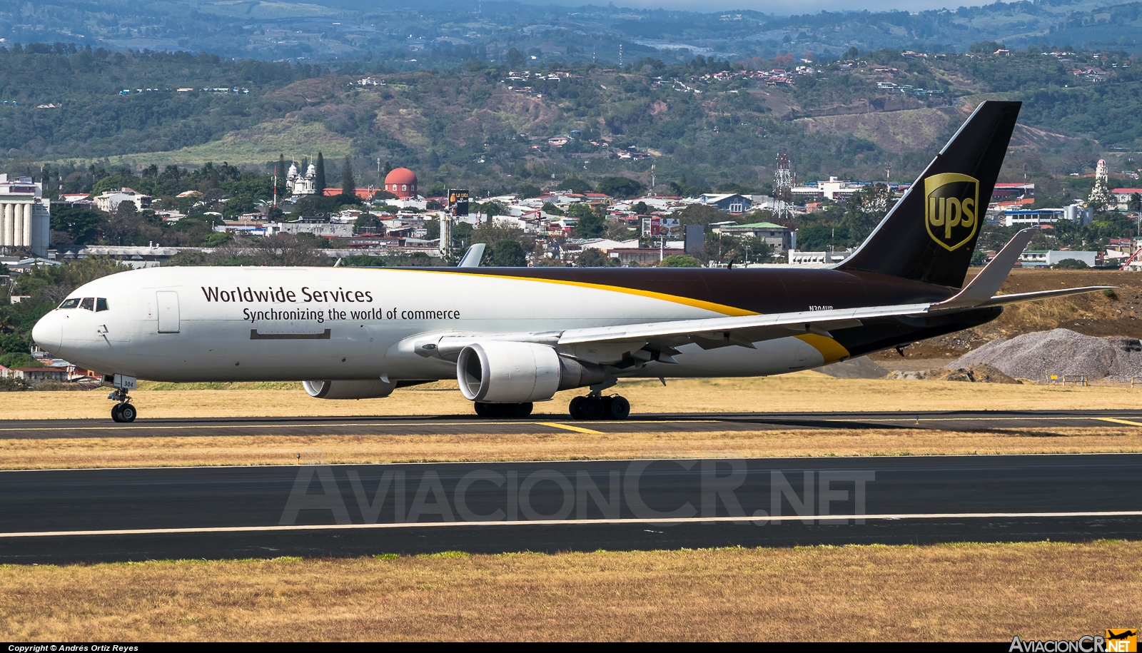 N304UP - Boeing 767-300 - UPS - United Parcel Service