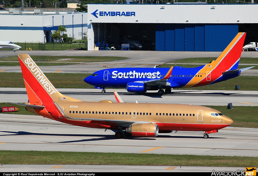 N711HK - Boeing 737-7H4 - Southwest Airlines