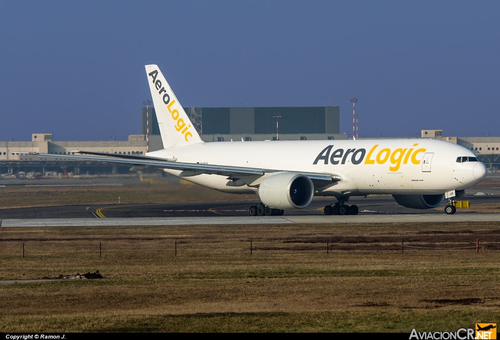 D-AALH - Boeing	777-FZN - AeroLogic