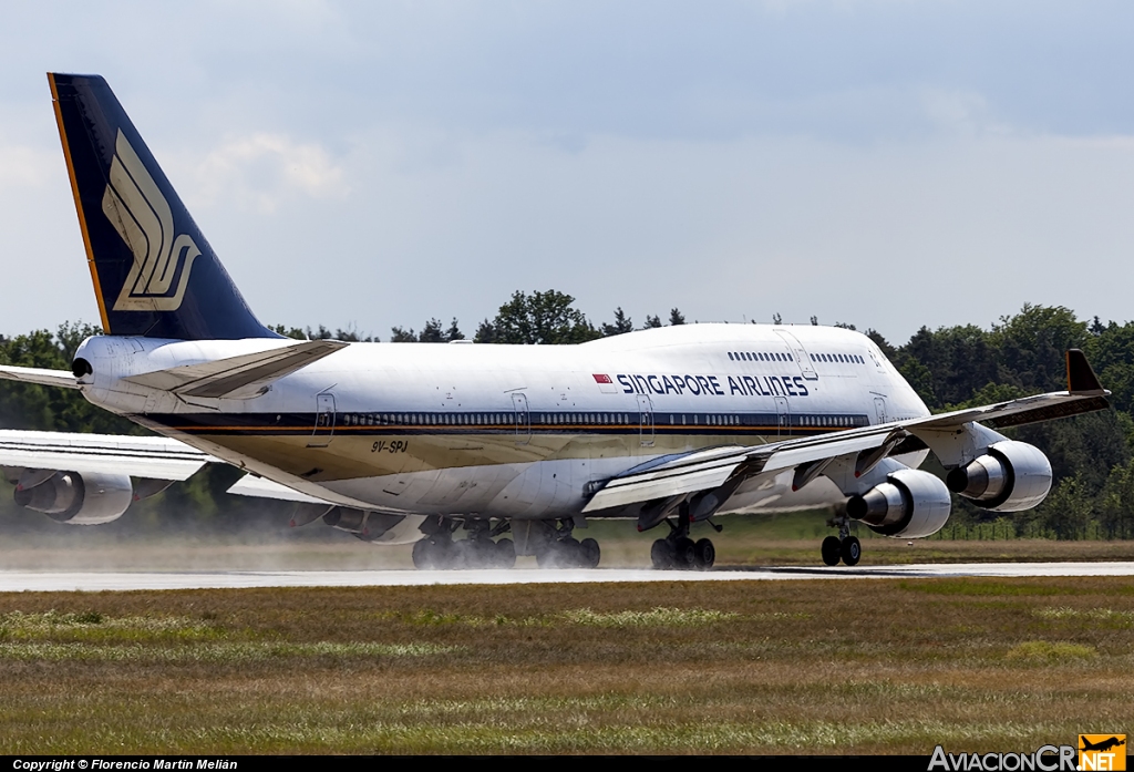 9V-SPJ - Boeing 747-412 - Singapore Airlines