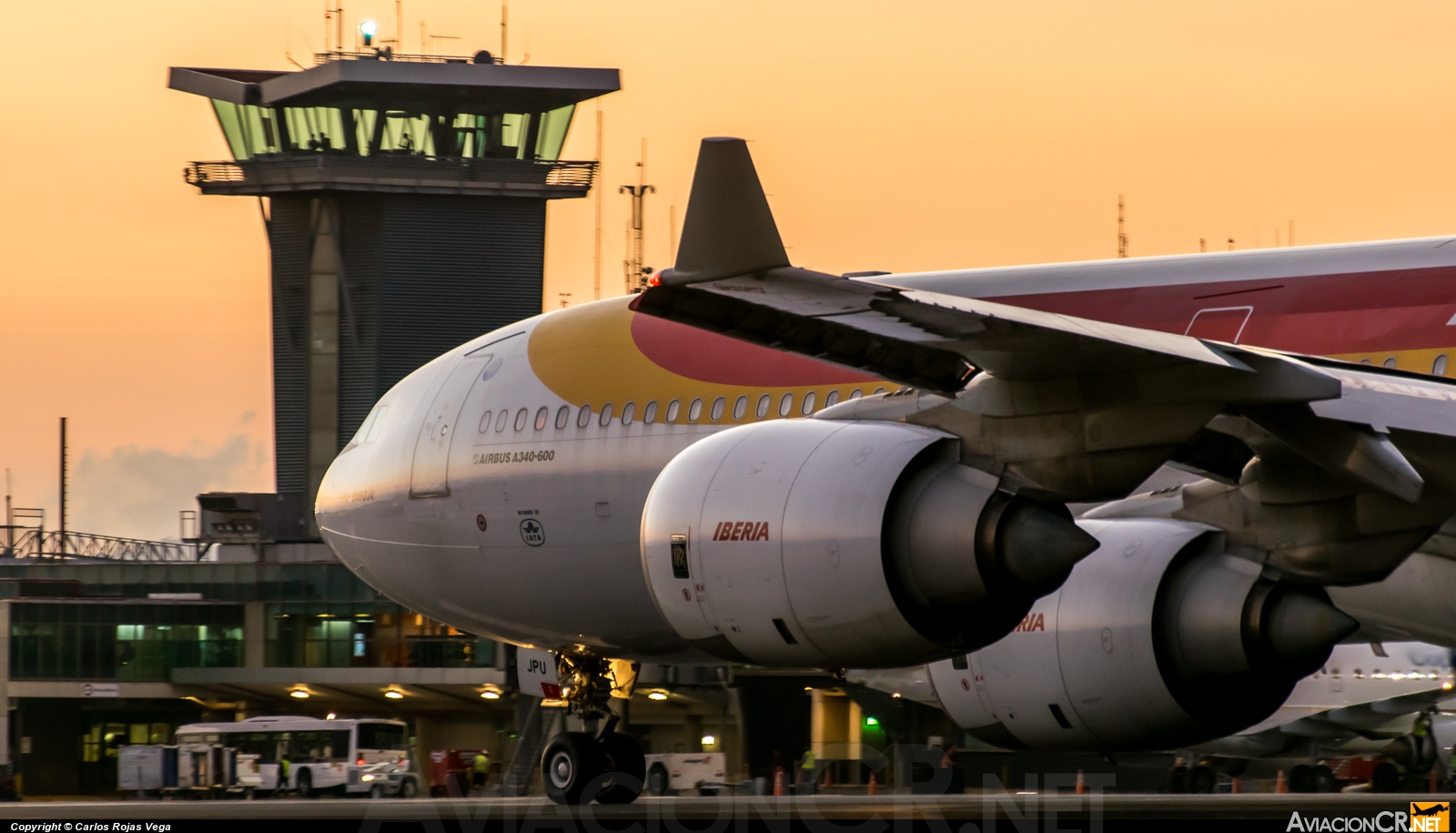 EC-JPU - Airbus A340-642 - Iberia