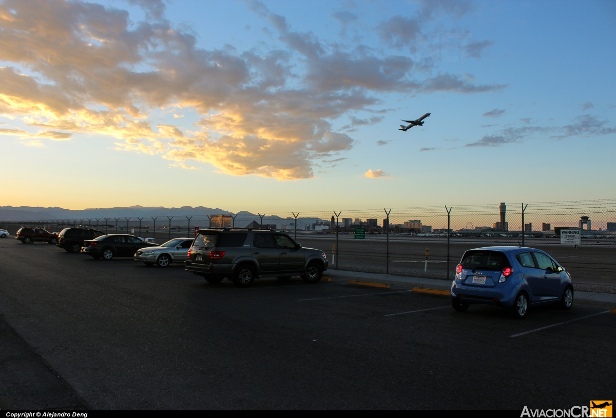 KLAS - Spotting Location - Aeropuerto