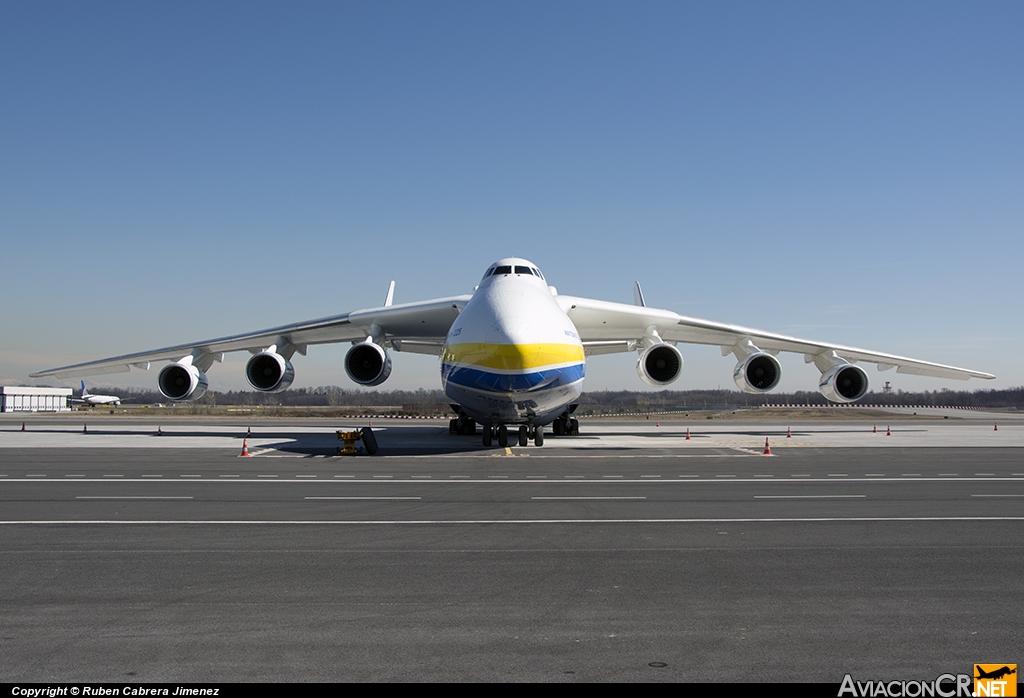 UR-82060 - Antonov An-225 Mryia - Antonov Airlines