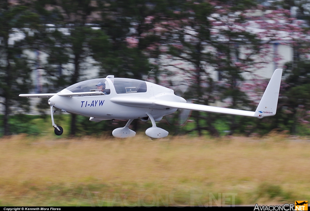 TI-AYW - Gyroflug SC01B-160 Speed Canard - Privado