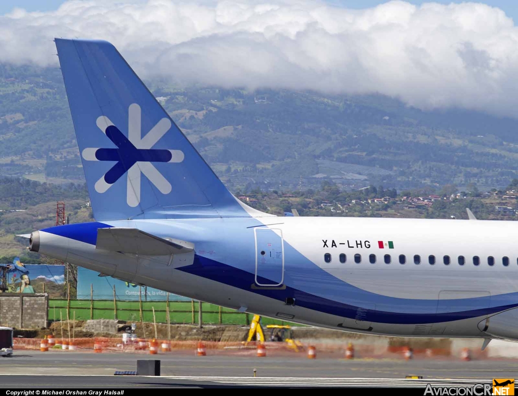 XA-LHG - Airbus A320-214 - Interjet