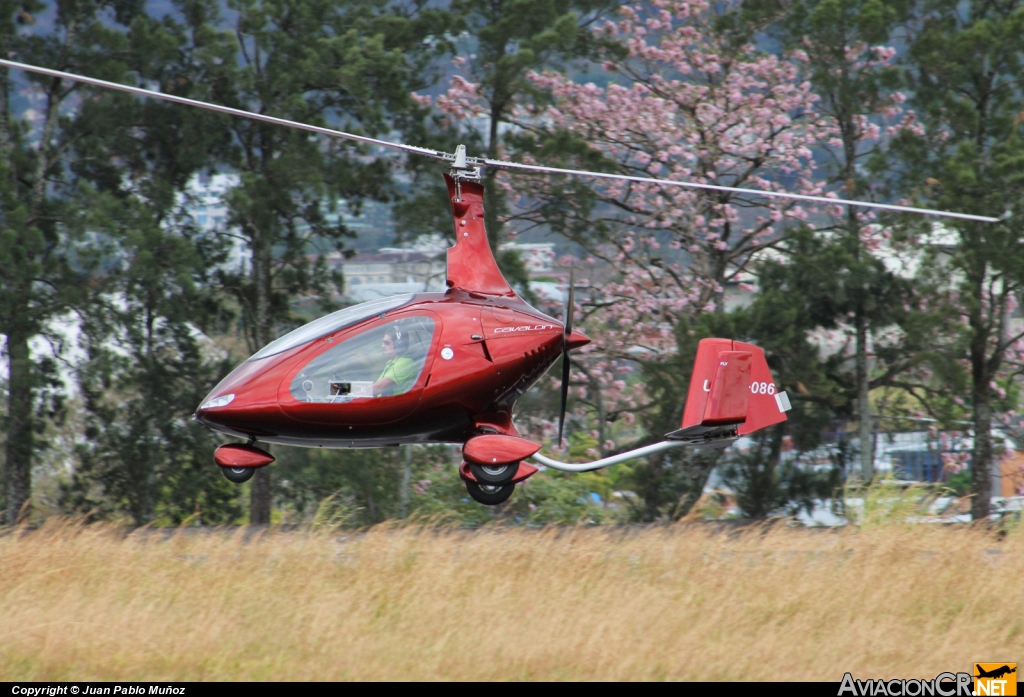 ULTI-086 - AutoGyro cavalon - Privado