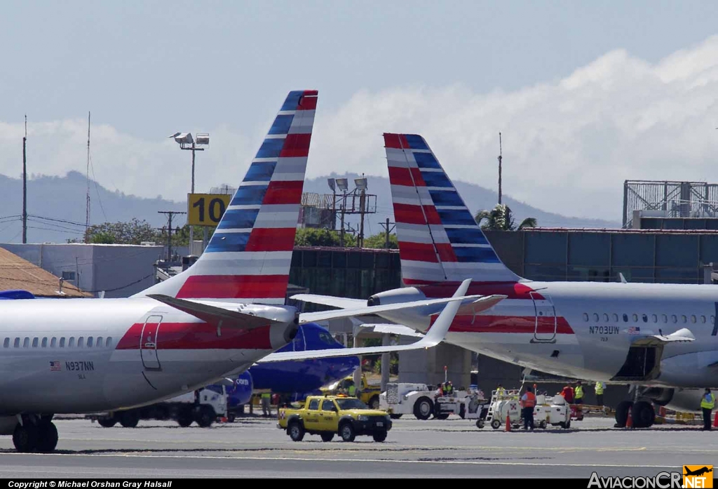 N937NN - Boeing 737-823 - American Airlines