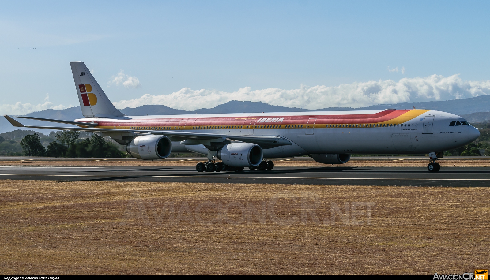 EC-JNQ - Airbus A340-642 - Iberia