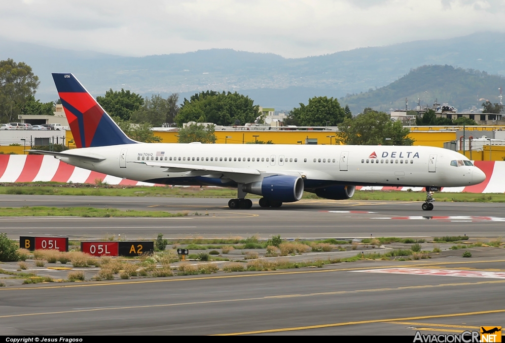 N6706Q - Boeing 757-232 - Delta Air Lines