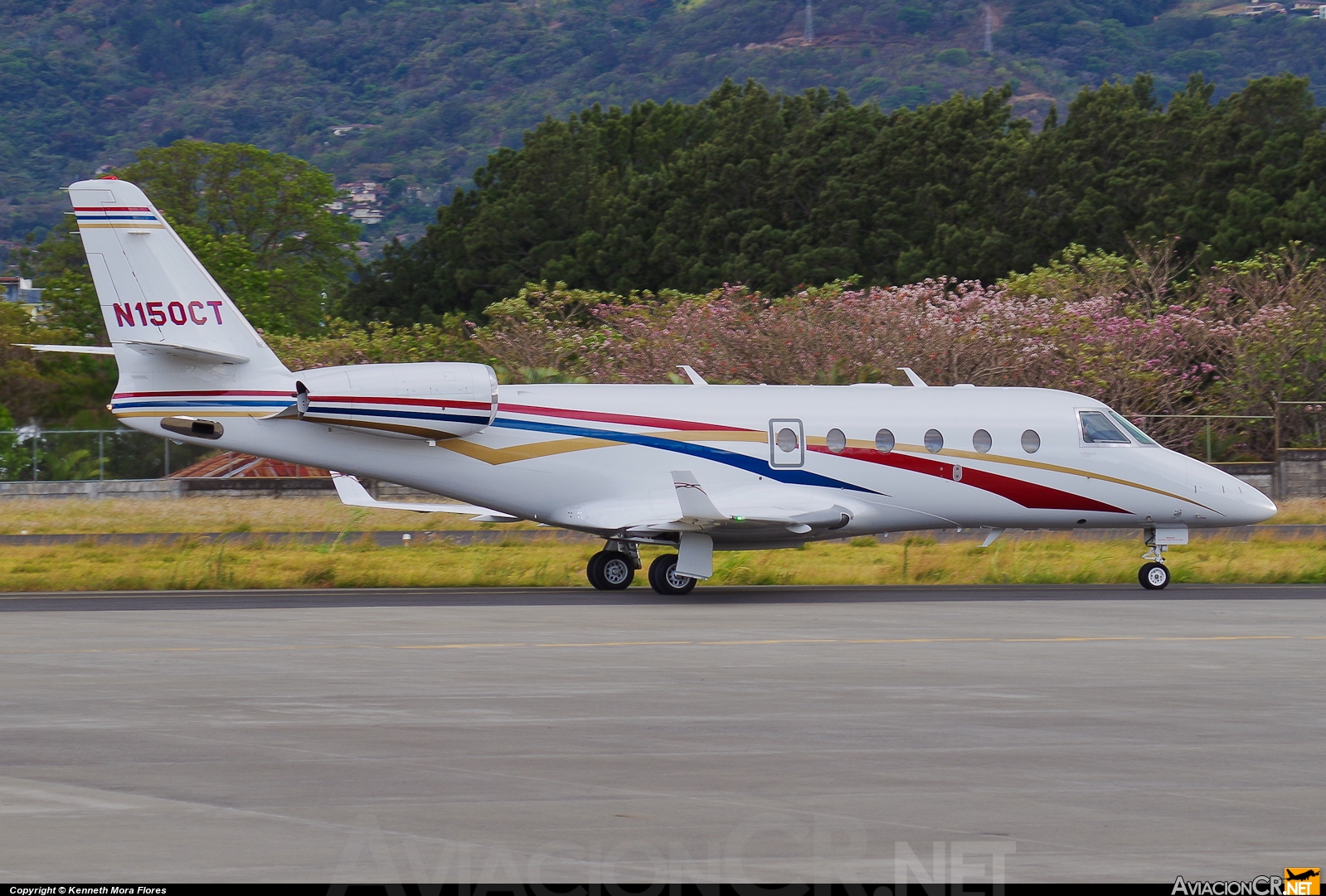 N150CT - Gulfstream G150 - Privado