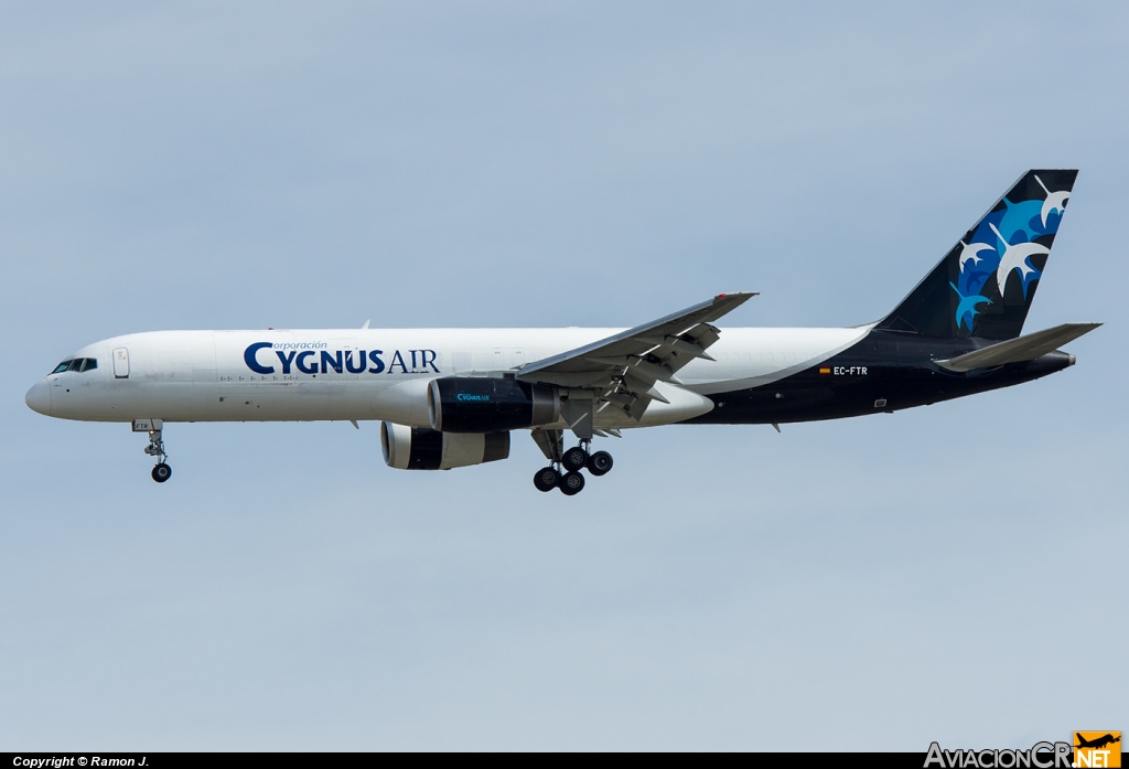 EC-FTR - Boeing 757-256(SF) - Cygnus Air