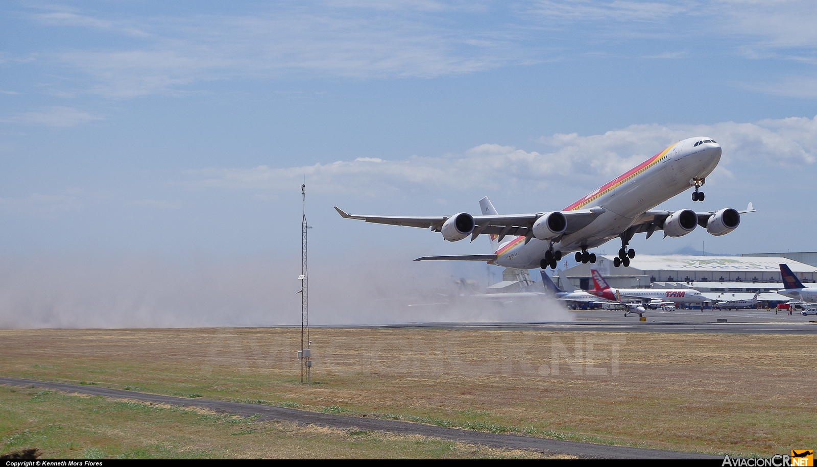 EC-JLE - Airbus A340-642 - Iberia