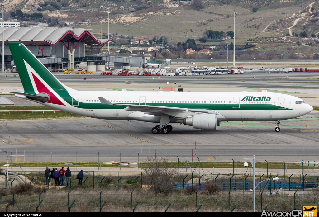 EI-DIP - Airbus A330-202 - Alitalia