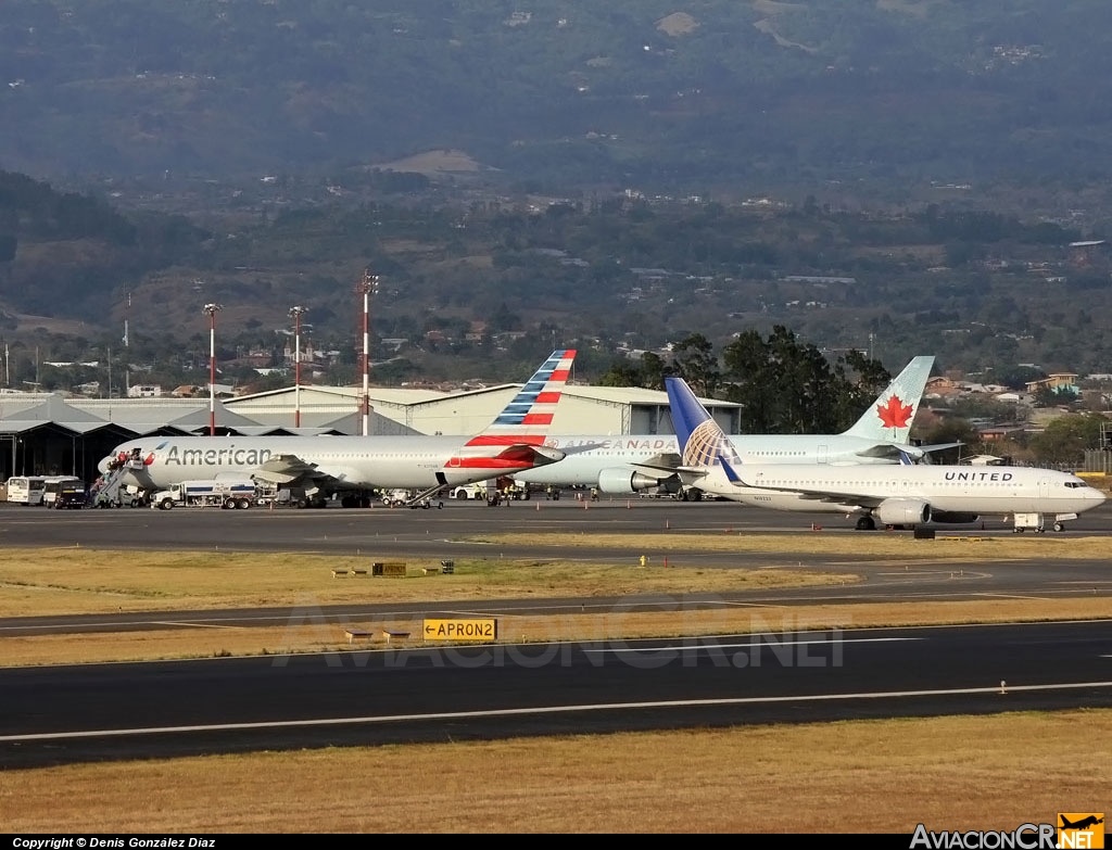 MROC - Aeropuerto - Rampa