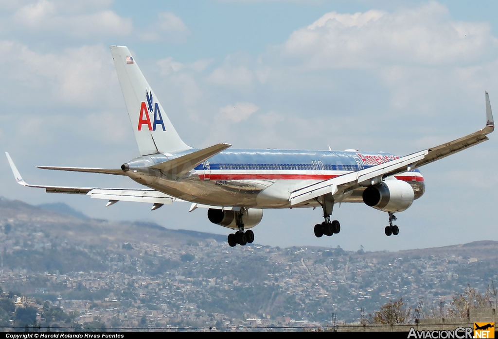 N195AN - Boeing 757-223 - American Airlines