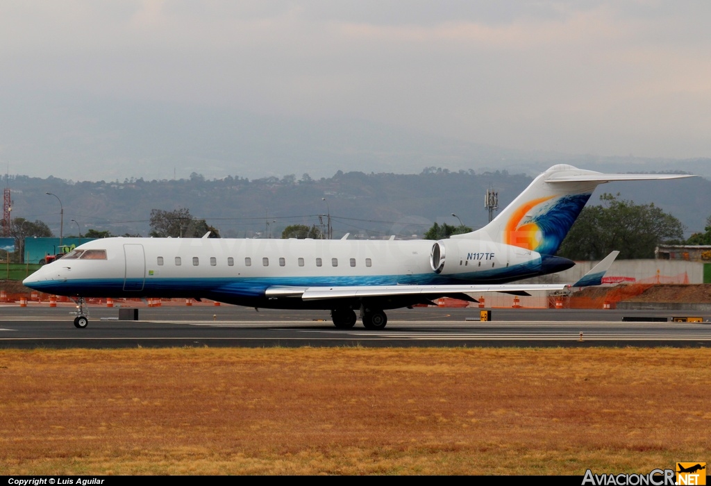 N117TF - Bombardier BD-700-1A10 Global Express - Privado