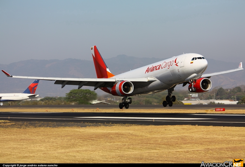 N334QT - Airbus A330-243F - Avianca Cargo