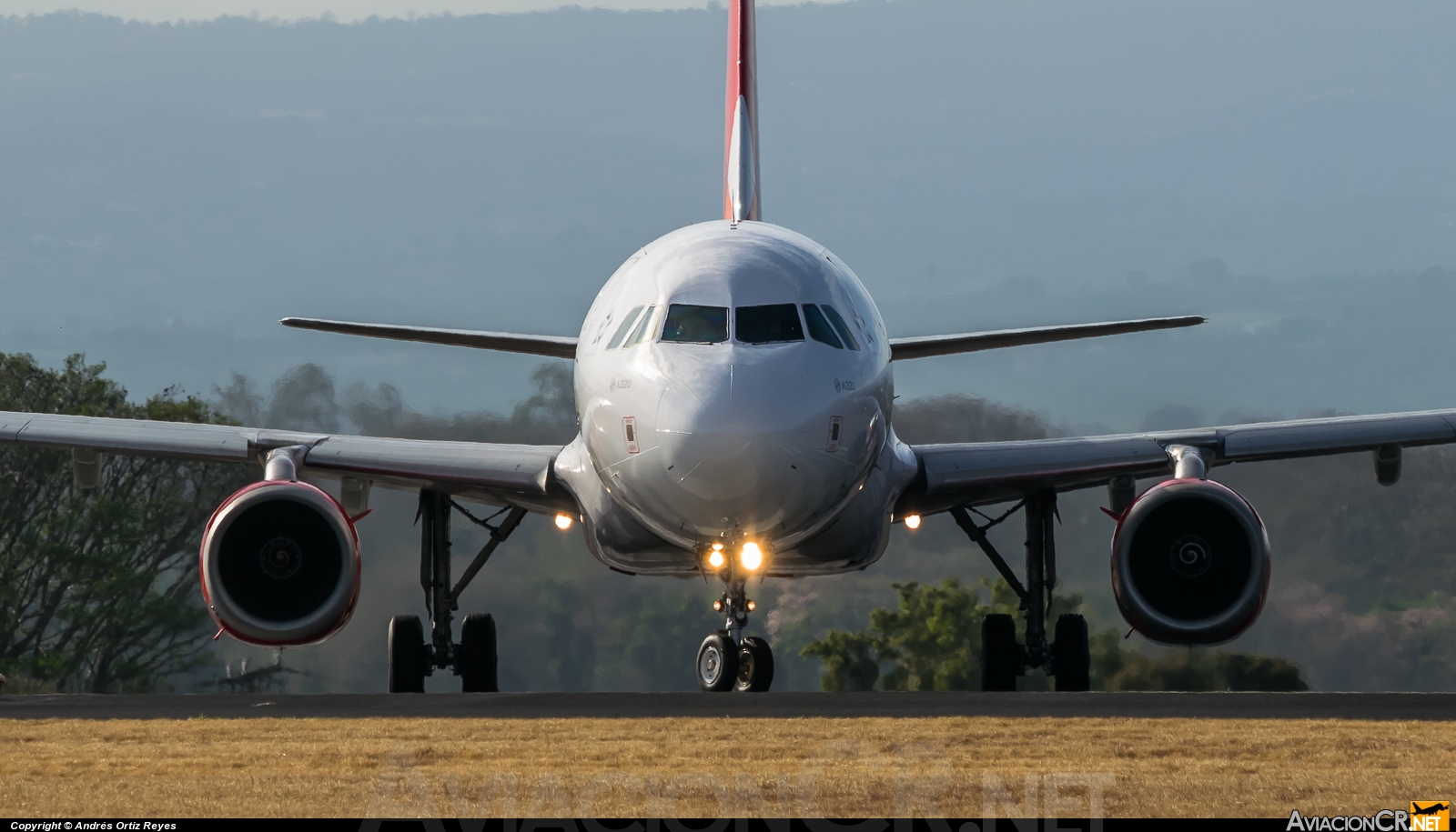 N490TA - Airbus A320-233 - TACA
