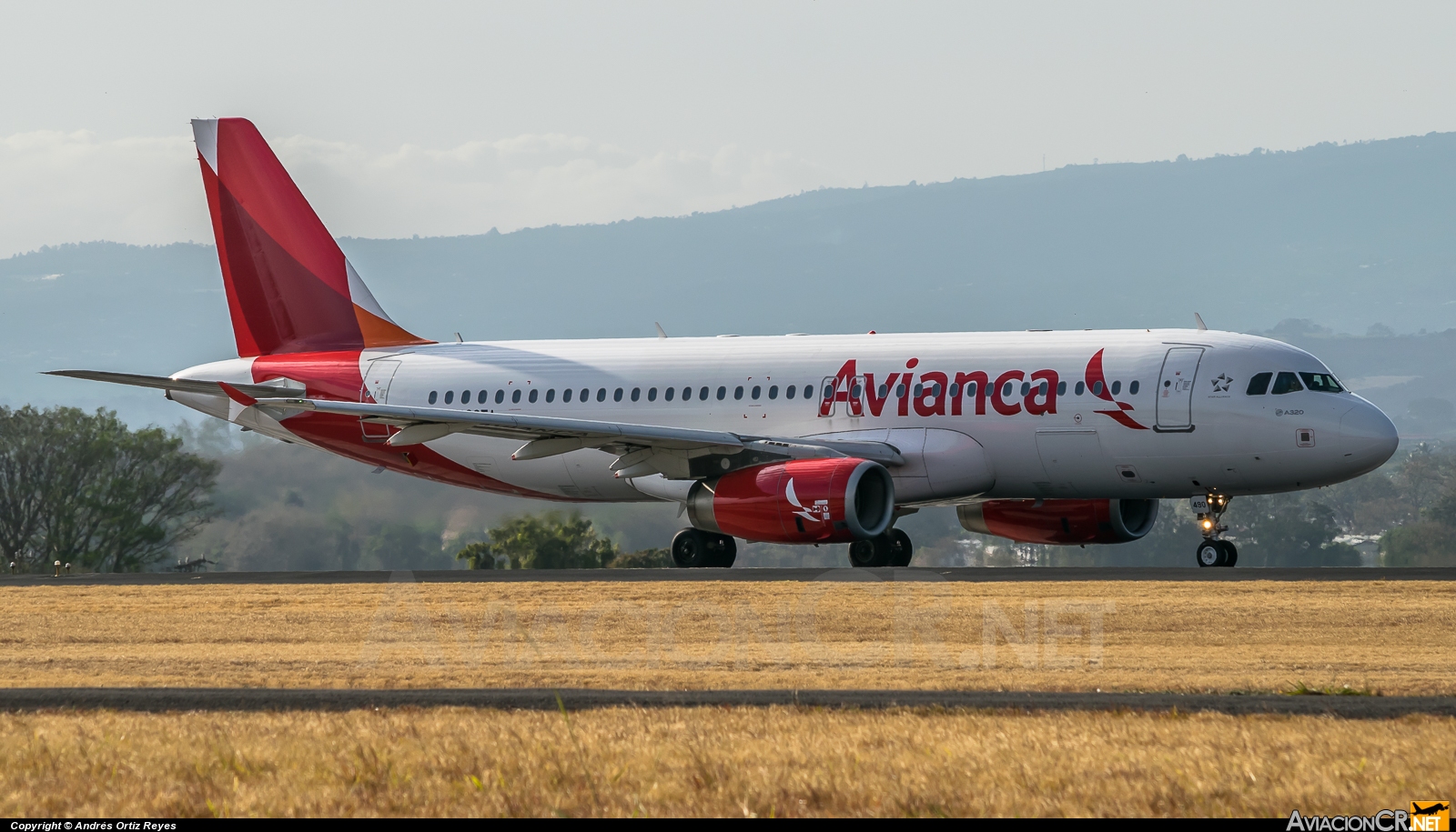 N490TA - Airbus A320-233 - TACA