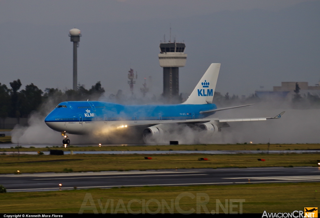 PH-BFL - Boeing 747-406 - KLM - Royal Dutch Airlines