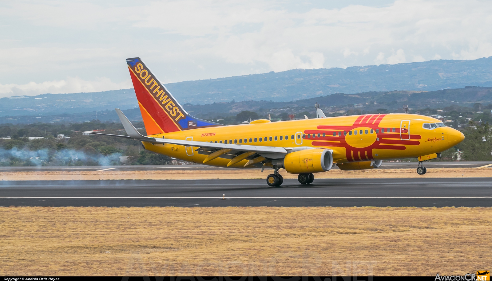 N781WN - Boeing 737-7H4 - Southwest Airlines