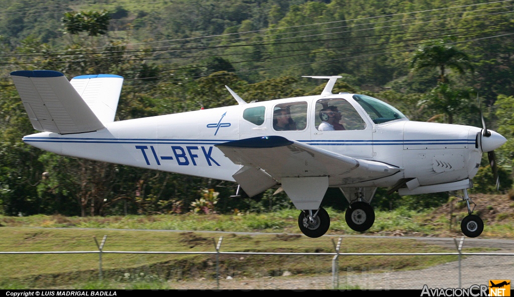 TI-BFK - Beechcraft V35 Bonanza - Aerotica Escuela de Aviación