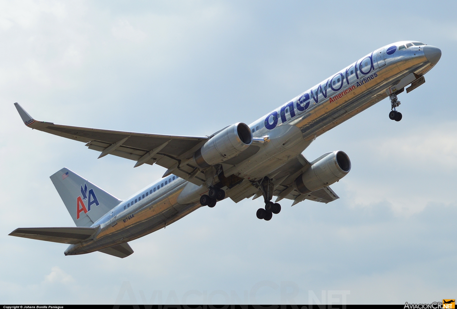 N174AA - Boeing 757-223 - American Airlines