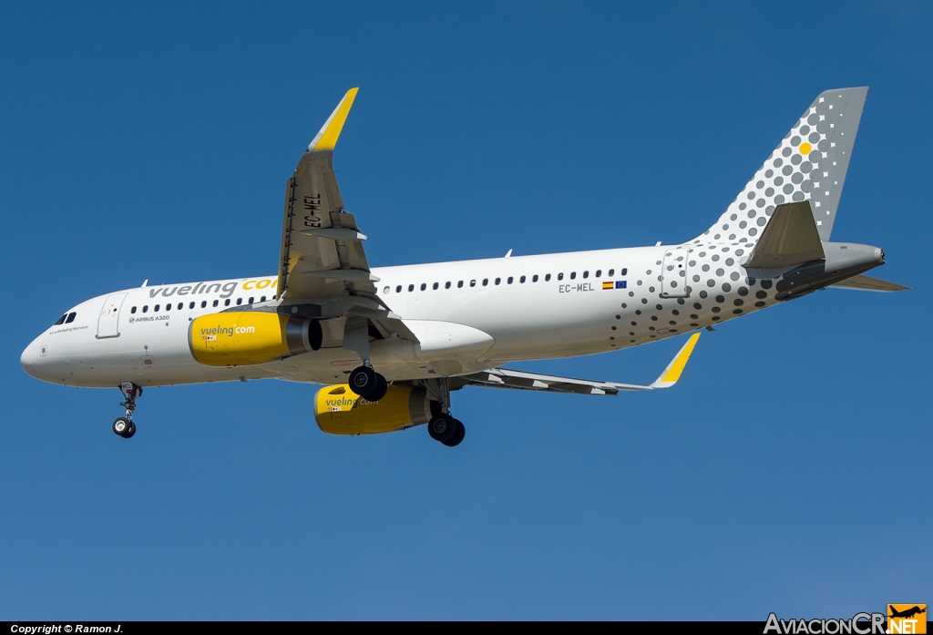 EC-MEL - Airbus A320-232 - Vueling