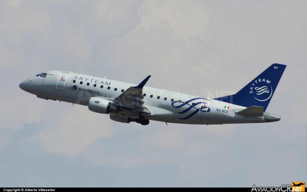 XA-ACV - Embraer ERJ-170-100SU - AeroMexico Connect